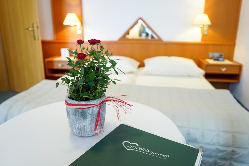 Pension Besser Bad Eisenkappel Buitenkant foto